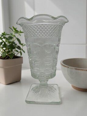 VTG Pressed Glass Pedestal Bristol Smith Glass Vase Scallop Rim Floral Pattern